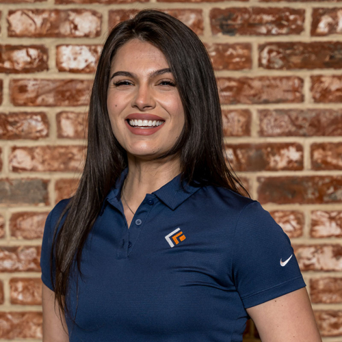 Headshot of Chelsea Love